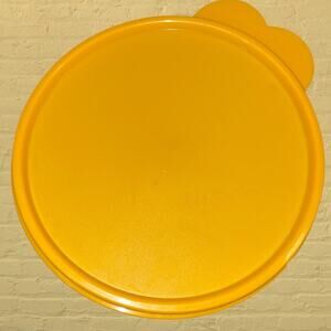 Tupperware 6" Replacement Lid Seal 2541D Yellow Butterfly Tab C Round Top VTG